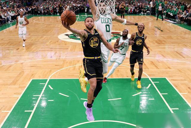 时隔三年重返NBA？国王为奥拉迪波敞开试训大门