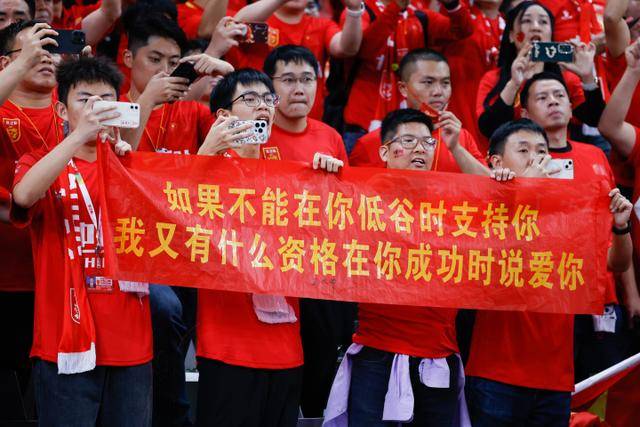 特朗普表态不会解雇忠心助手哈普