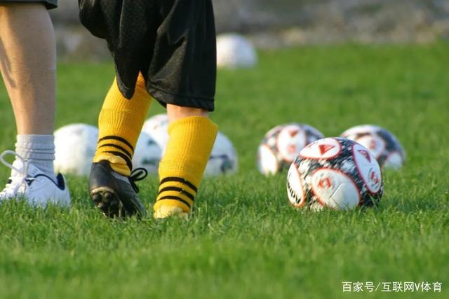 15岁天才球员加布里埃尔拒绝曼联，皇马和巴萨争夺战愈演愈烈